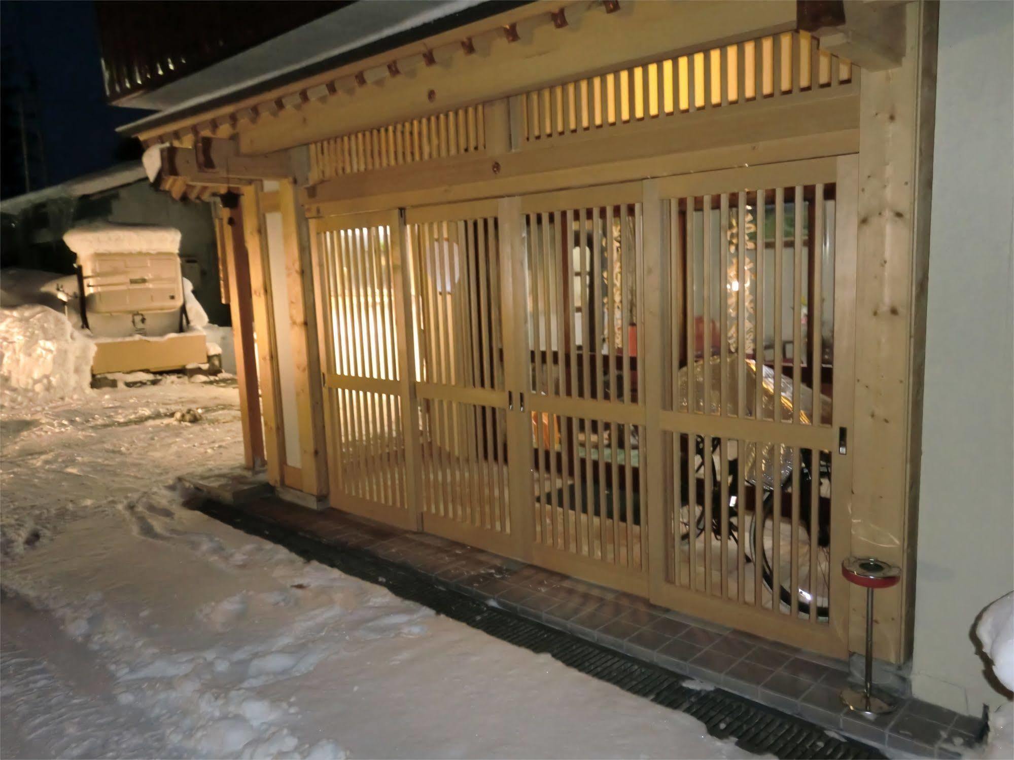 Hotel Onsen Minshuku Sakaeya Shizukuishi Exterior foto